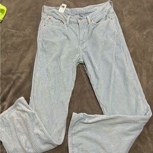 Levi’s pants
